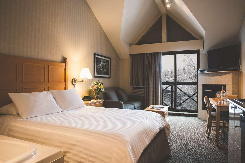 Pinnacle Hotel Вістлер Номер фото