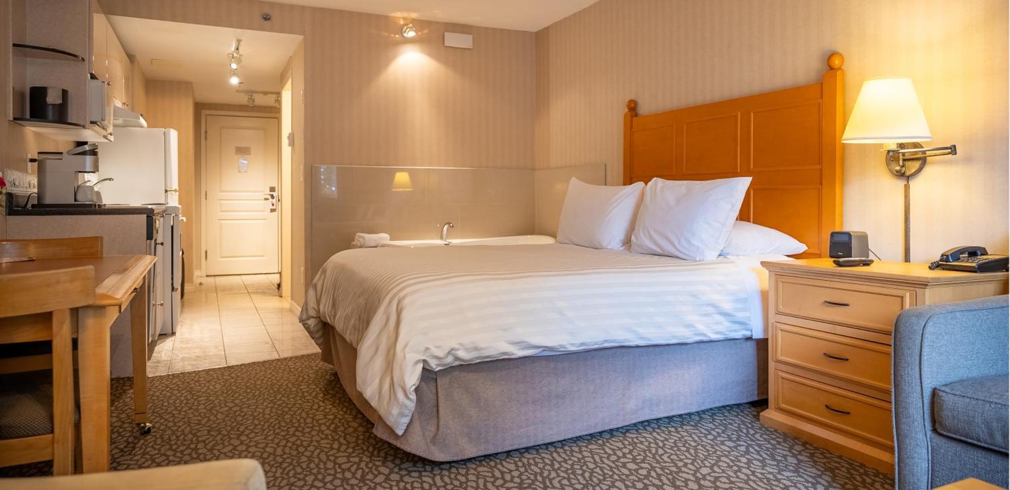 Pinnacle Hotel Вістлер Екстер'єр фото